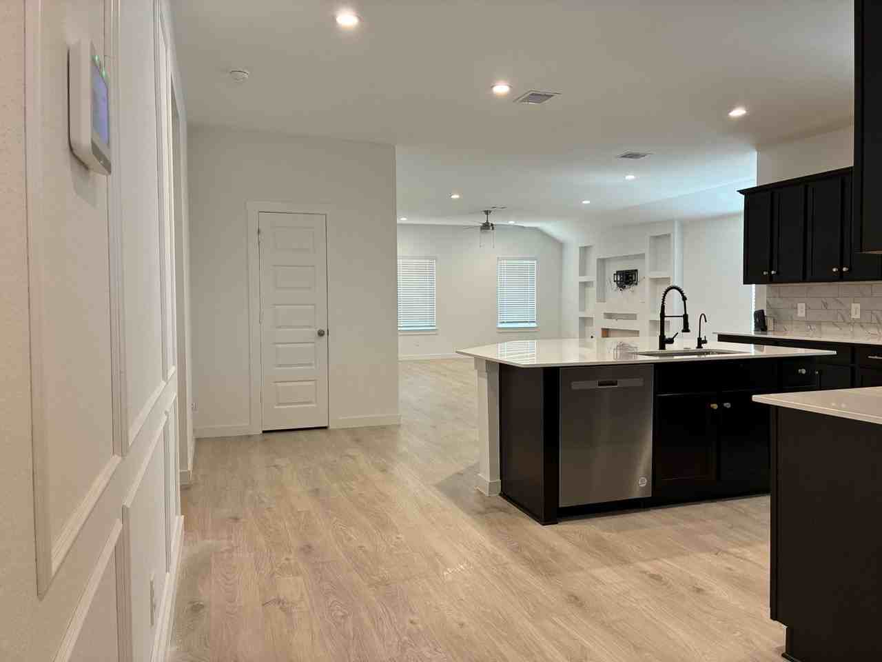 31707 Melkridge Rd - Photo 4 of 14