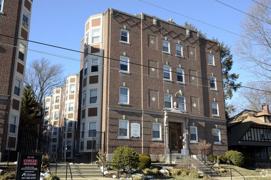 Copley Manor Apartments - Photo 2 of 9