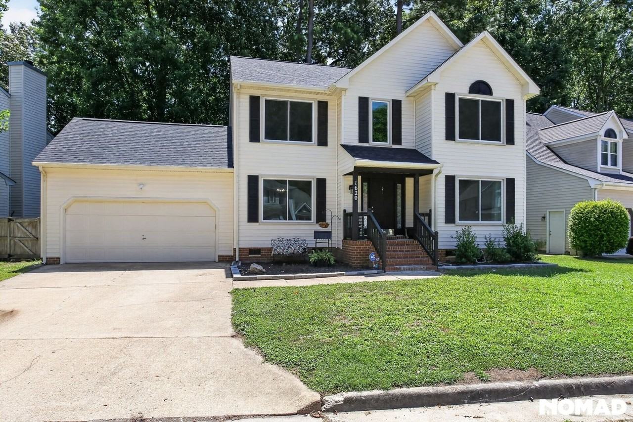 1620 Winthrope Dr - Photo 2 of 32