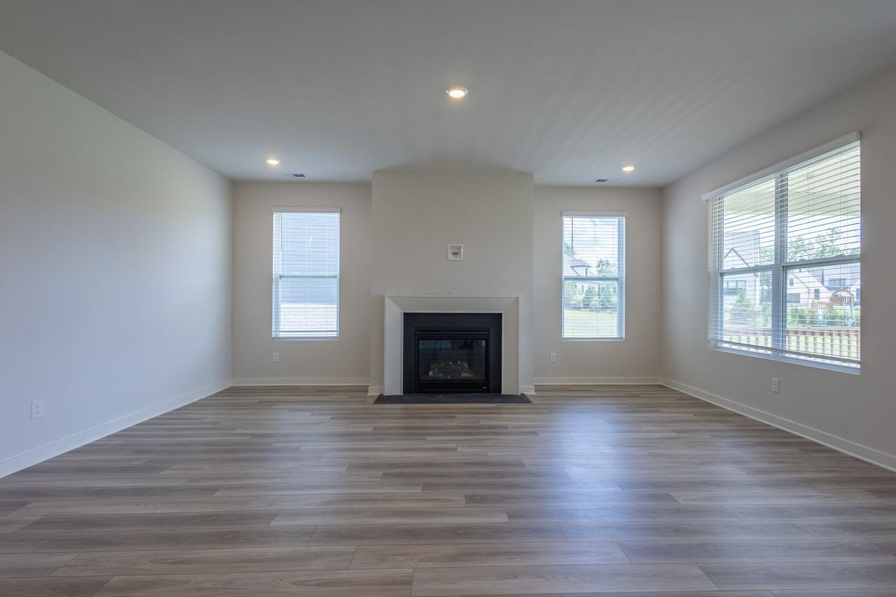 1442 English Oak Dr - Photo 3 of 21