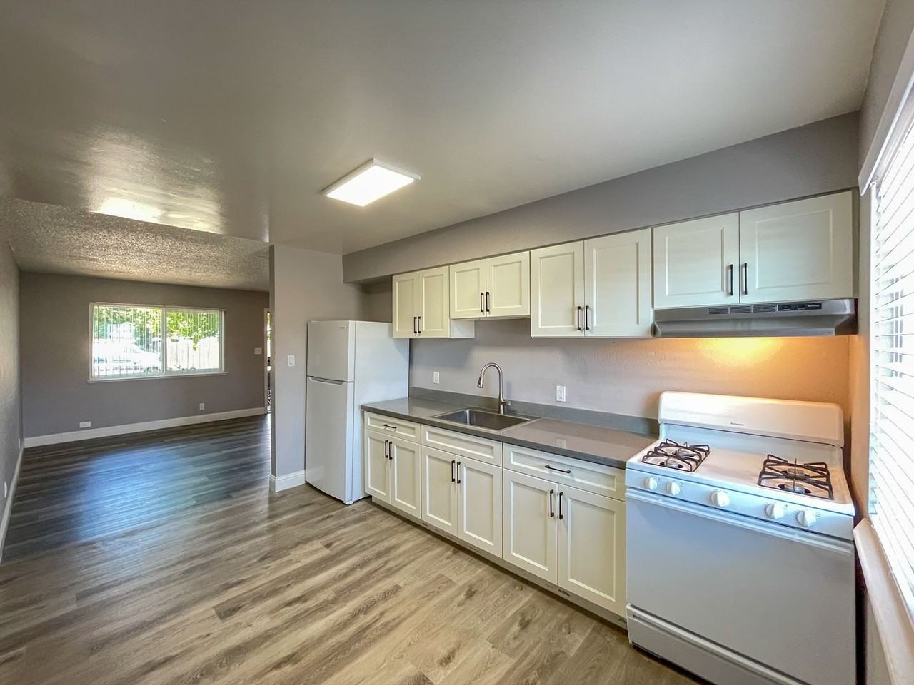 Oak Ridge Apartments - Photo 6 of 15