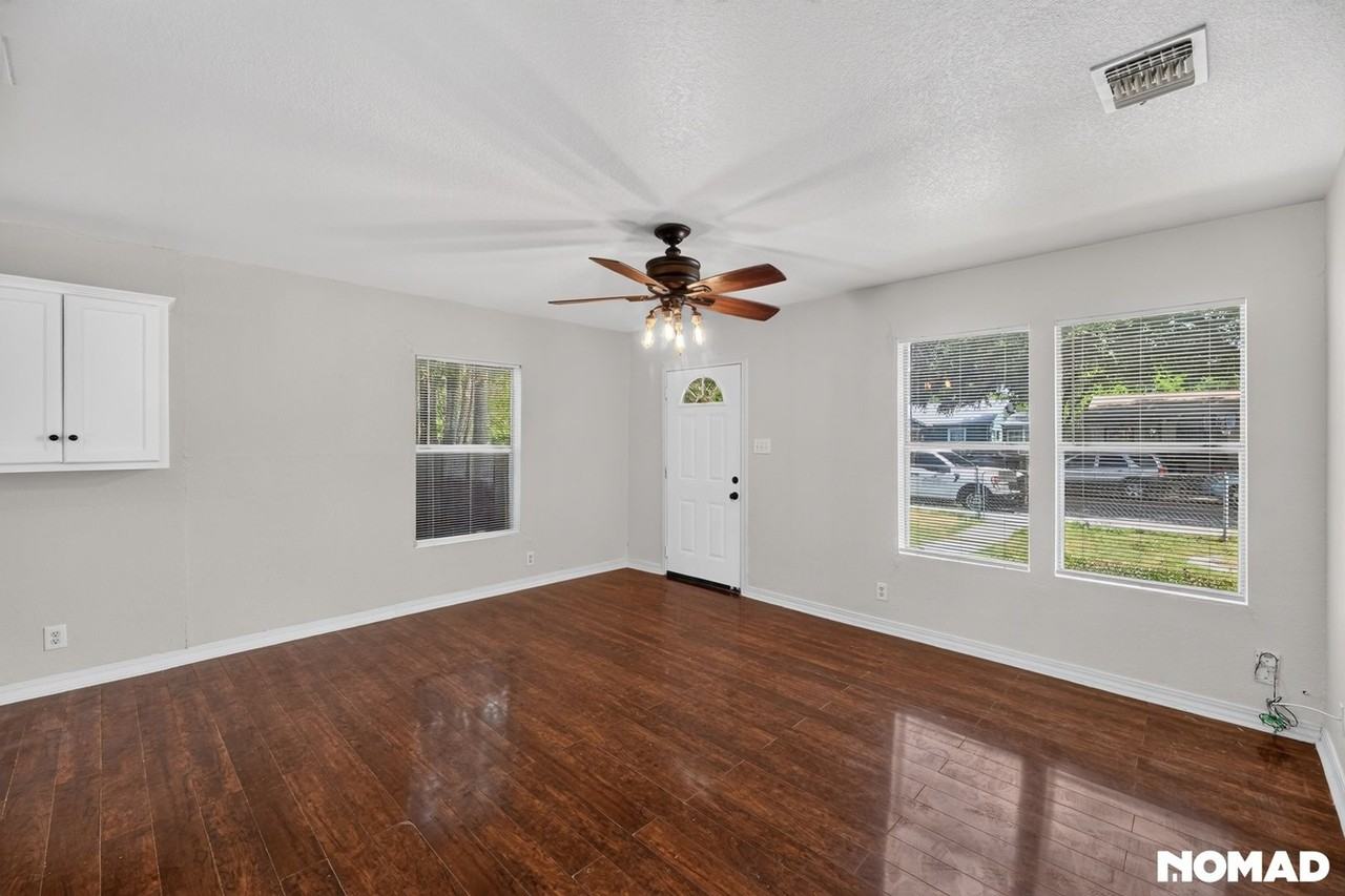 1534 Mardell St - Photo 7 of 37