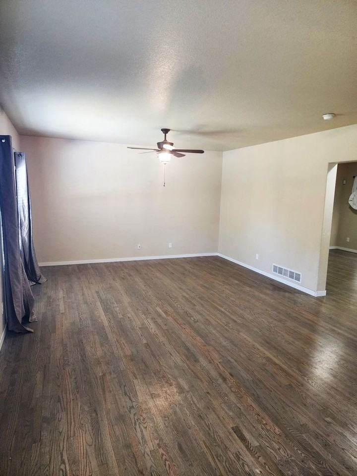 7528 Colorado Tech Dr - Photo 5 of 27