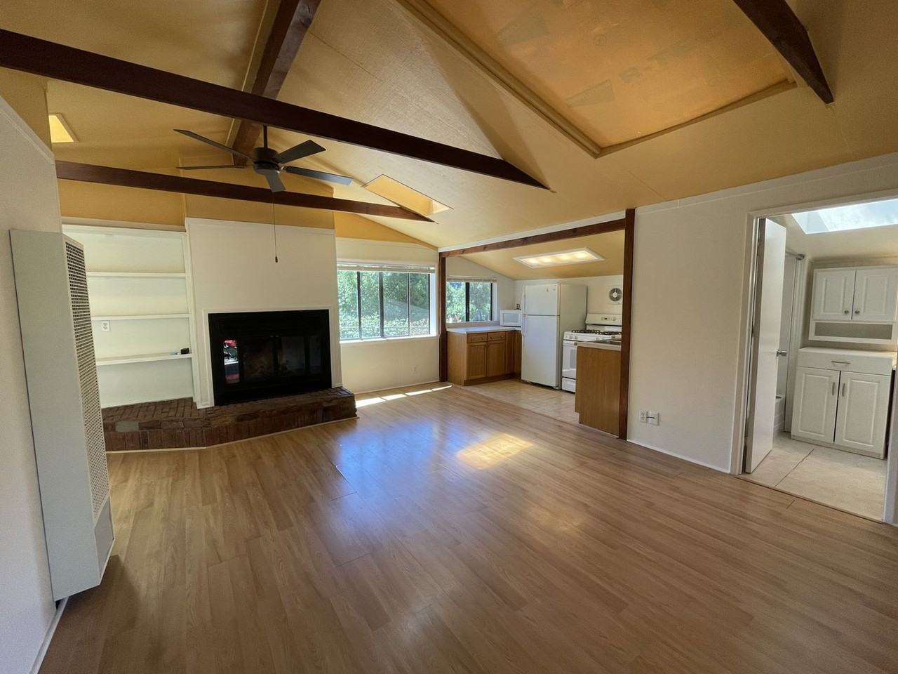 10620 River Rd #A - Photo 4 of 17