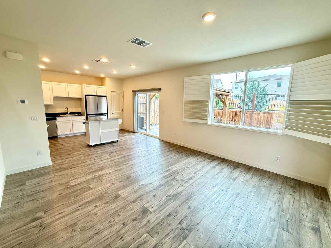 8768 Scenic Sky Dr - Photo 2 of 12