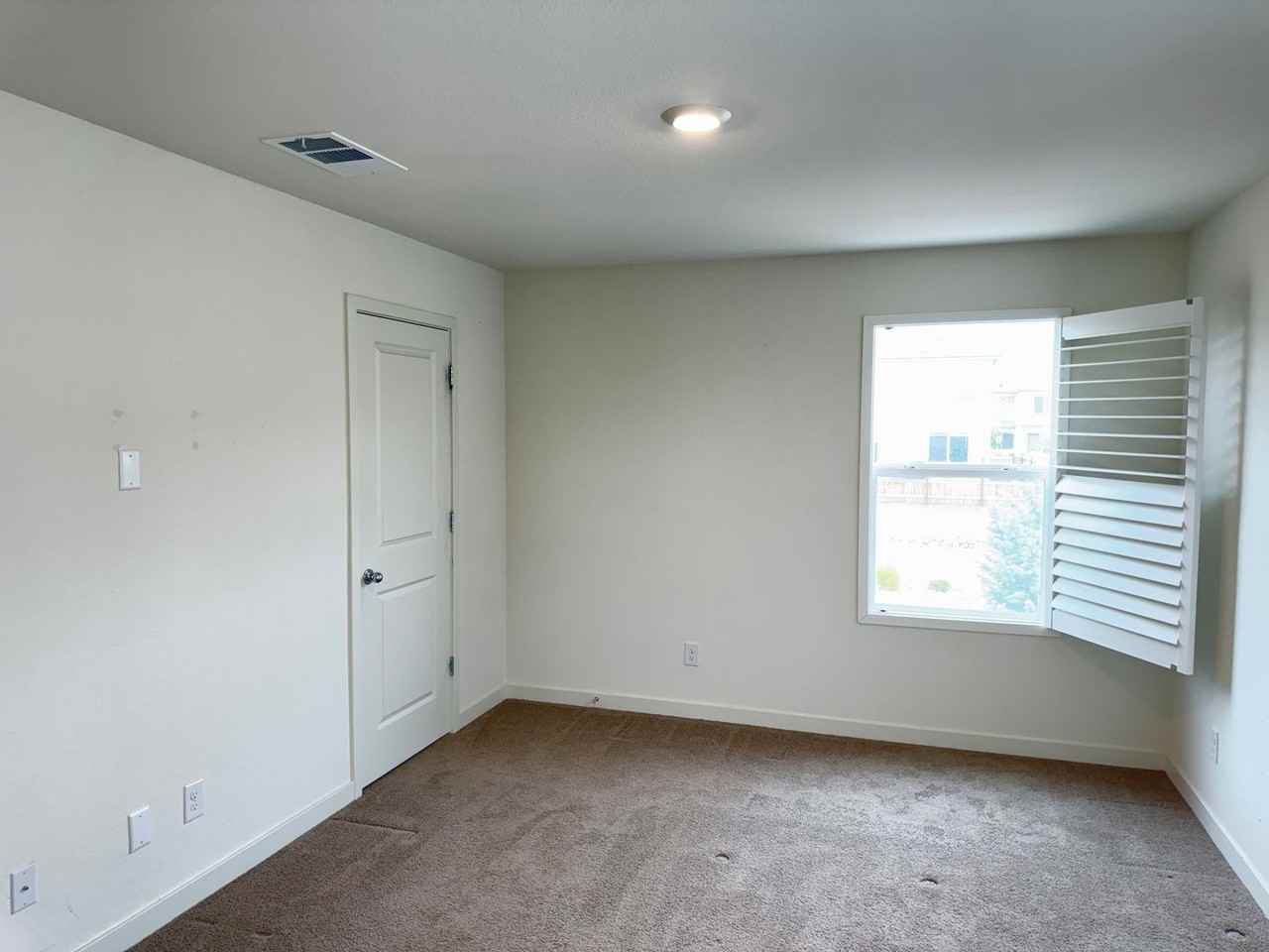 8768 Scenic Sky Dr - Photo 7 of 12