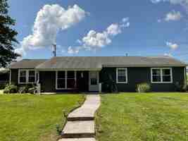 featured image of 501 Dartmouth Dr