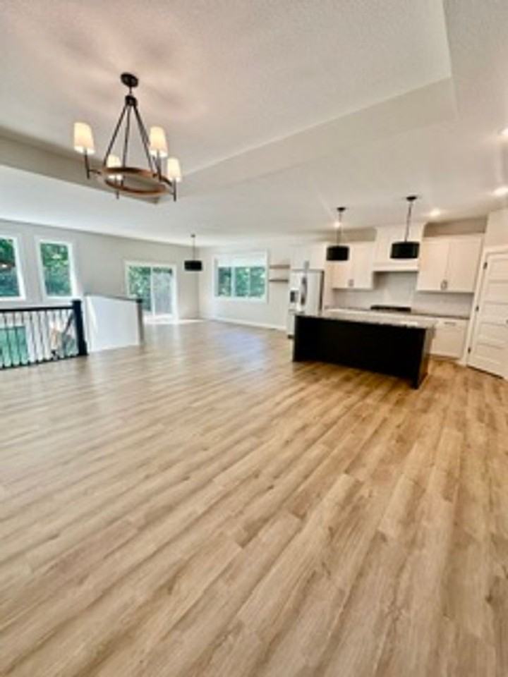 26942 Middle Cullen Rd - Photo 5 of 17