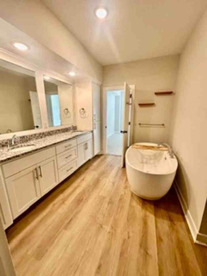 26942 Middle Cullen Rd - Photo 2 of 17