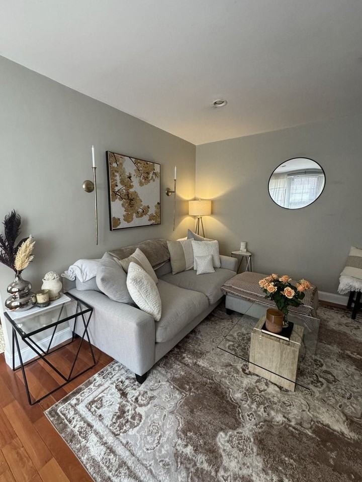 64 Queensberry St - Photo 5 of 12