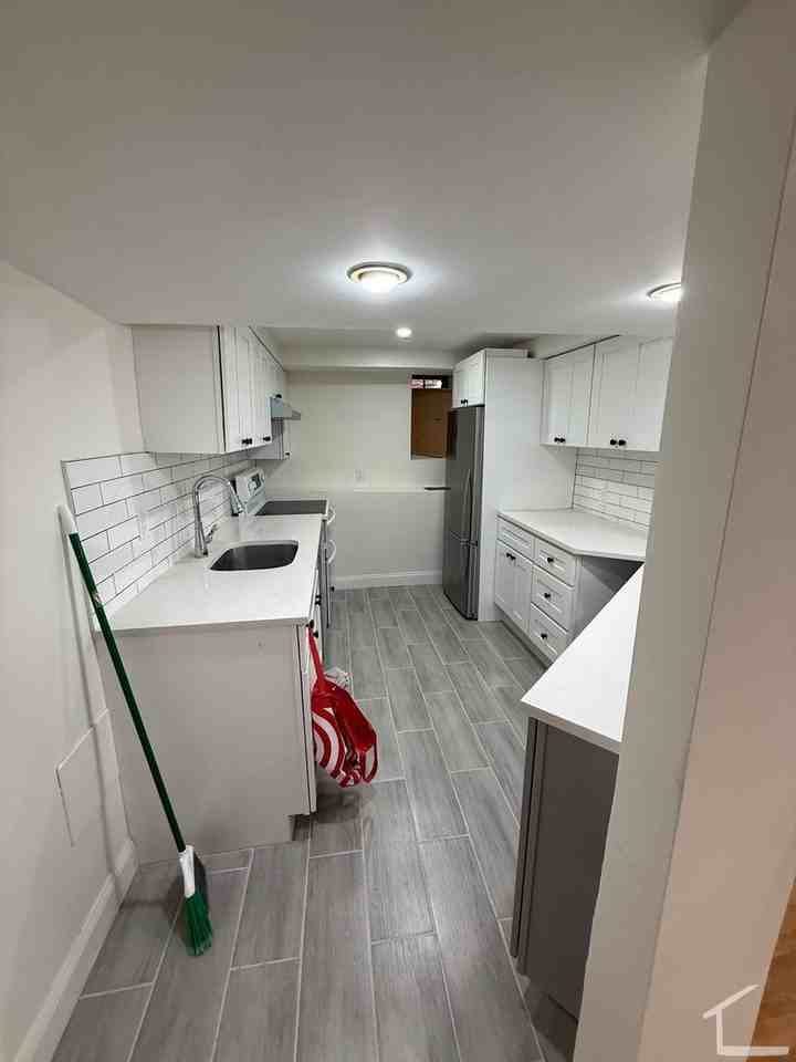 51 Brighton Ave - Photo 6 of 18
