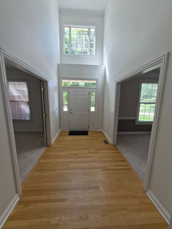 6237 Muirloch Ct S - Photo 4 of 39