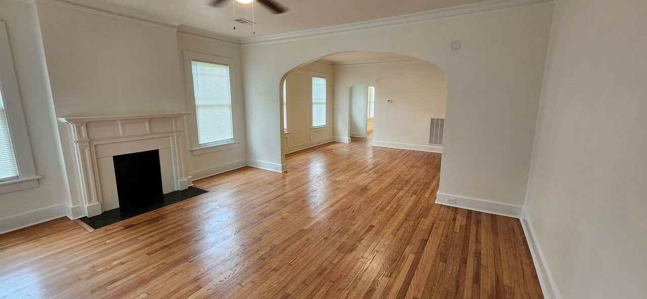 1234 Peacock Ave - Photo 3 of 22