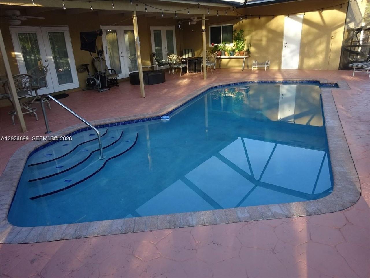 9240 Sw 56th St