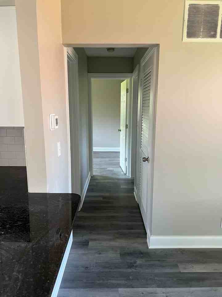 1998 Adelaide Blvd - Photo 2 of 6