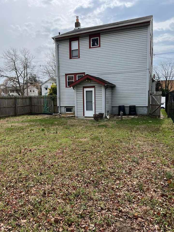 5083 Homestead Ave - Photo 7 of 25