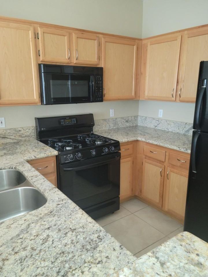 10210 Delray Beach Ave #104 - Photo 5 of 19