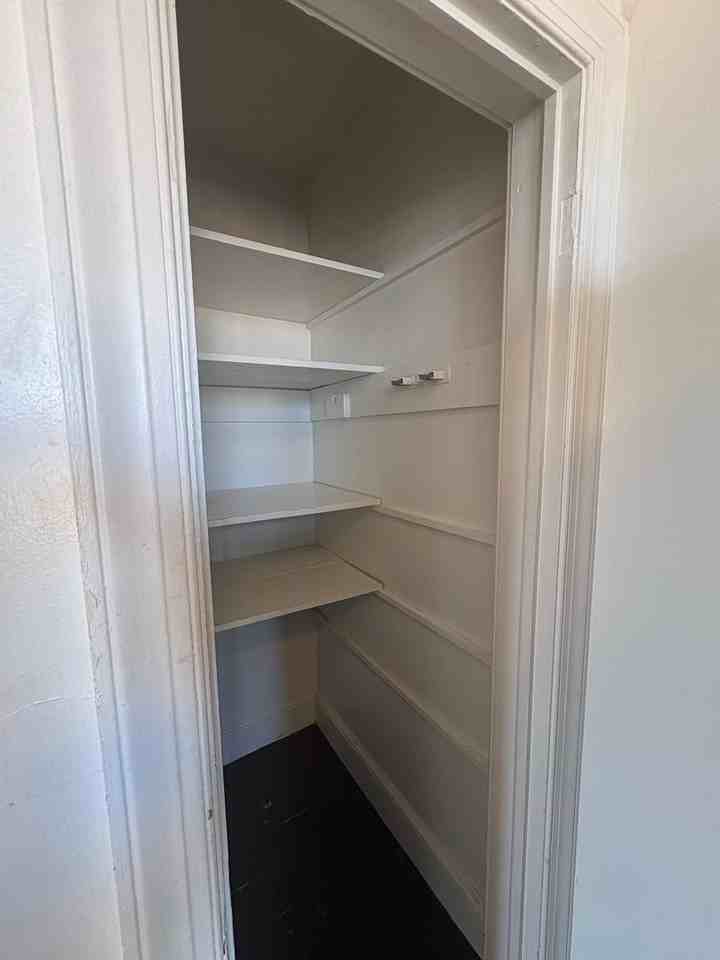 127 N Beaver St #4 - Photo 6 of 9