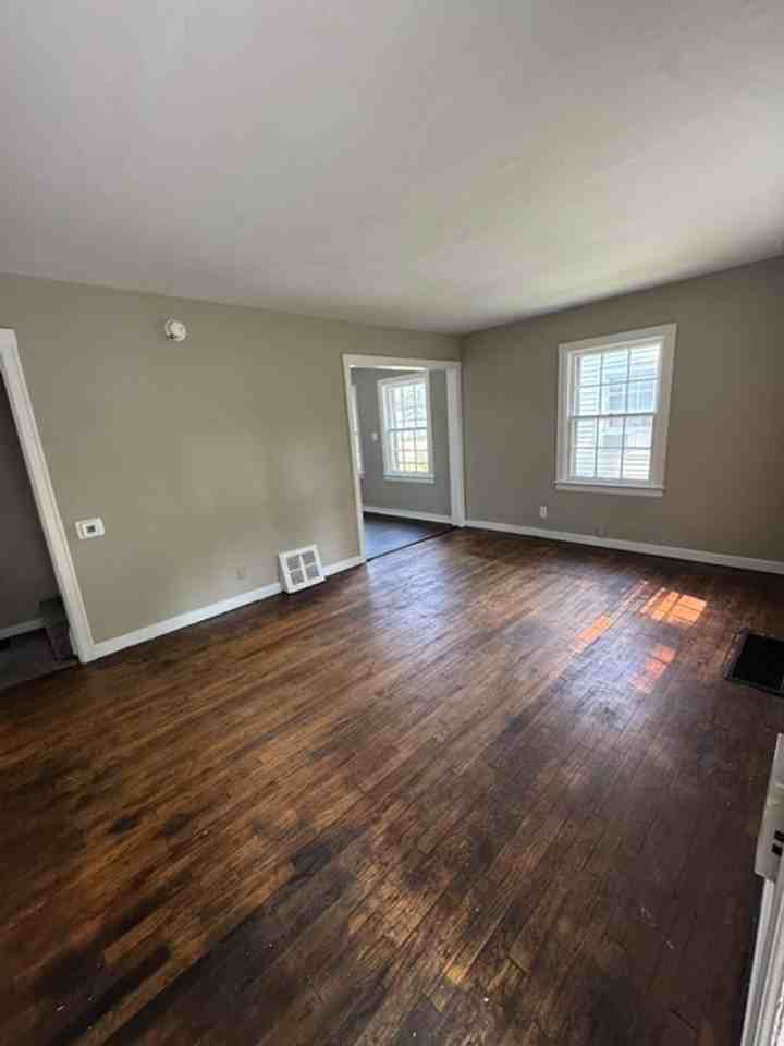 4506 Gaywood Dr - Photo 2 of 10