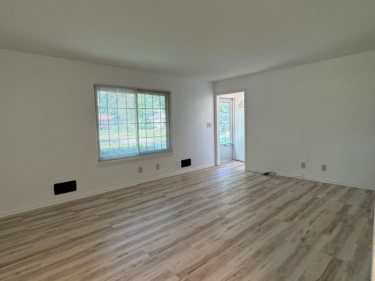 6617 Garnett Ct - Photo 3 of 16