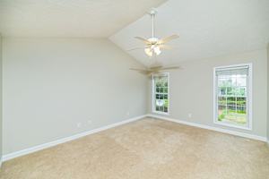 featured image of 10 Hampshire Ln