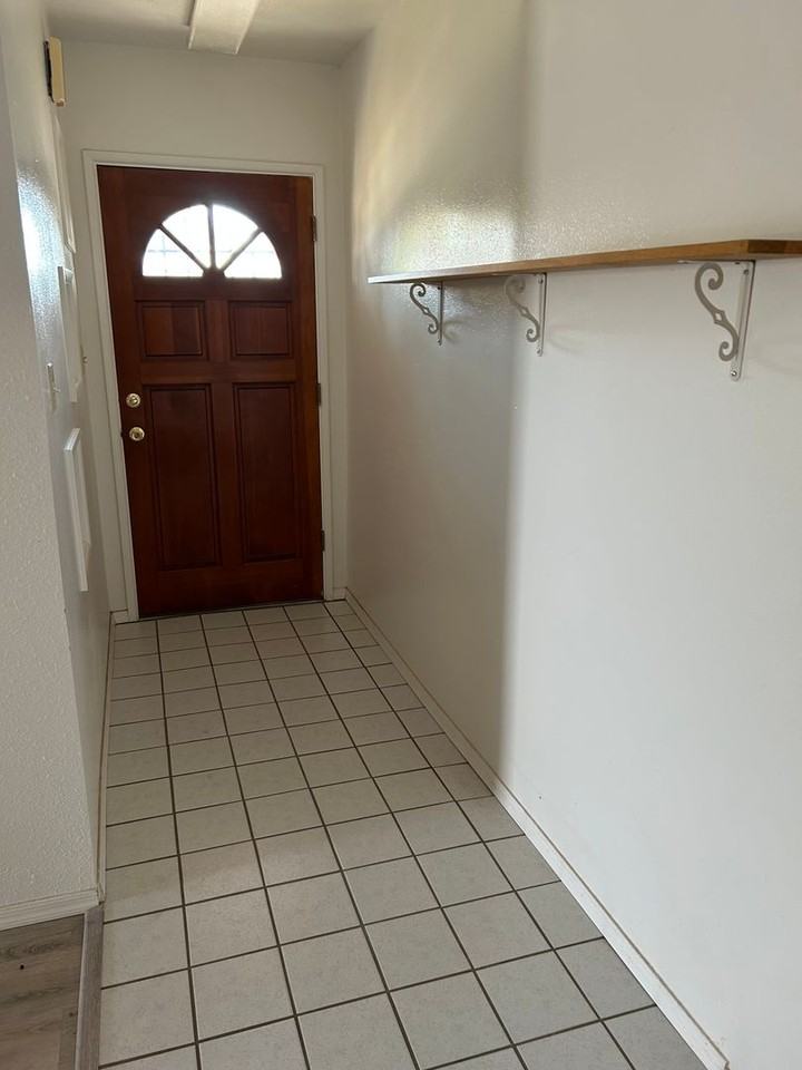 611 N Colorado Ave - Photo 4 of 7