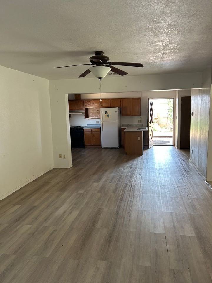611 N Colorado Ave - Photo 7 of 7