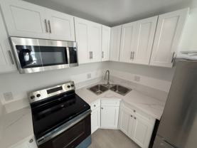 MAKEE AVE APARTMENTS - Photo 1 of 1