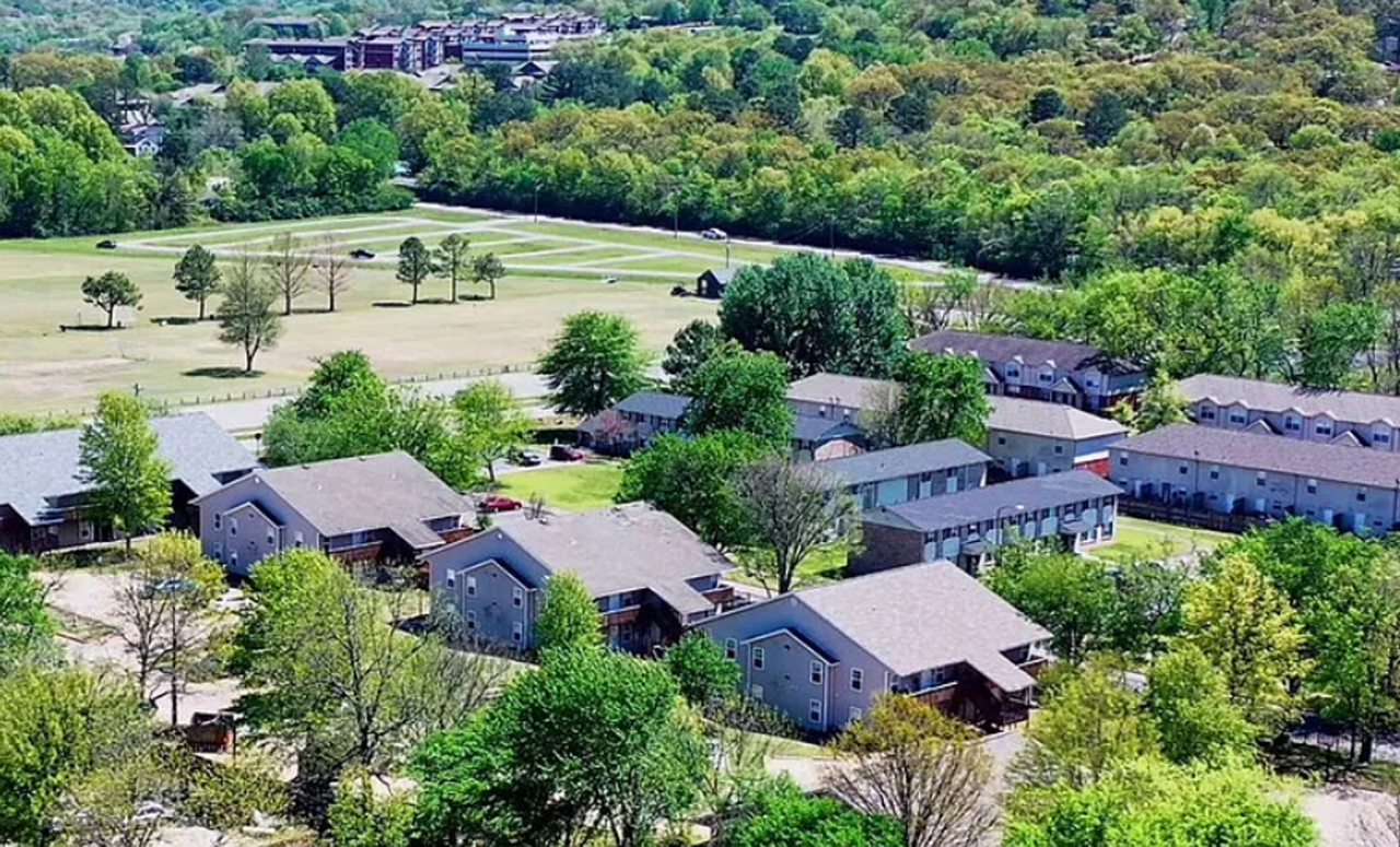 Willow Park Apartments - Photo 2 of 7