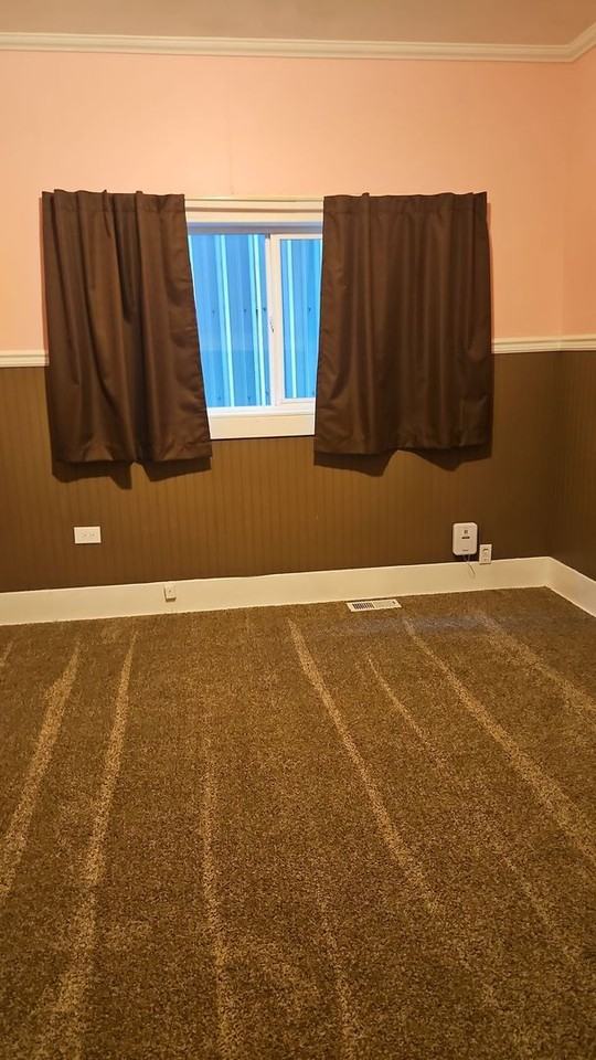 1612 2nd St - Photo 5 of 11