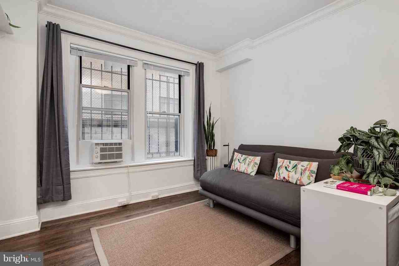 1954 Columbia Rd Nw #109 - Photo 3 of 25
