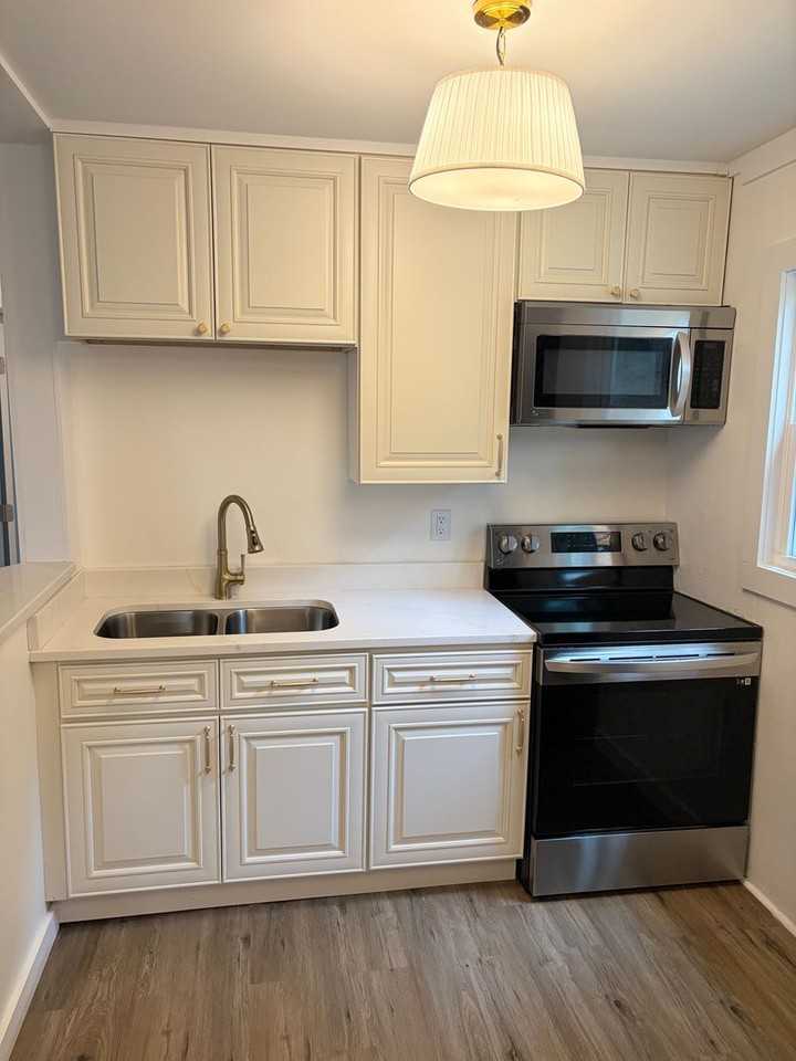 484 Macon Hwy - Photo 6 of 23