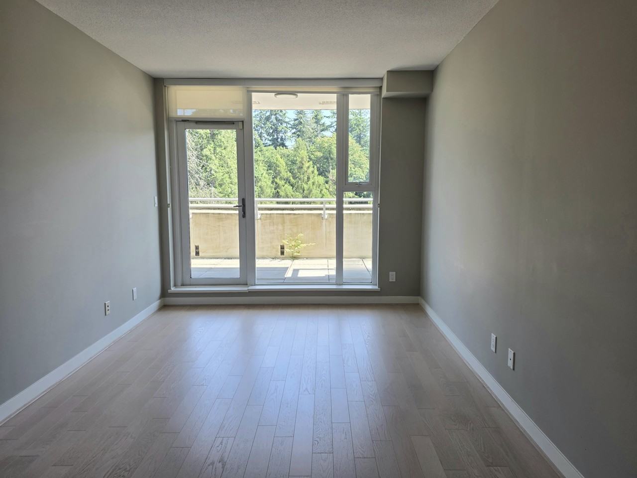 505 West 30th Avenue #606 - Photo 4 of 21