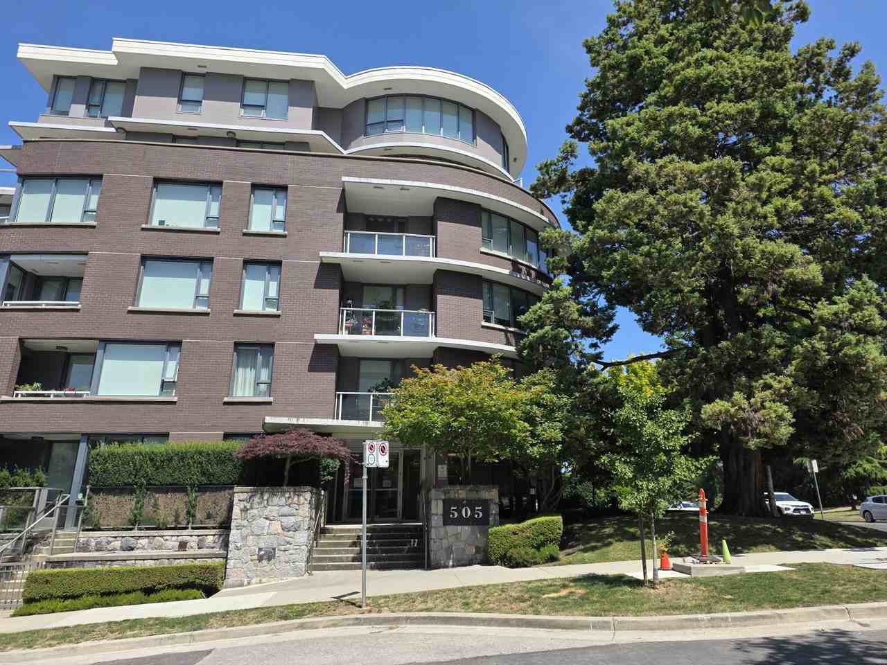 505 West 30th Avenue #606