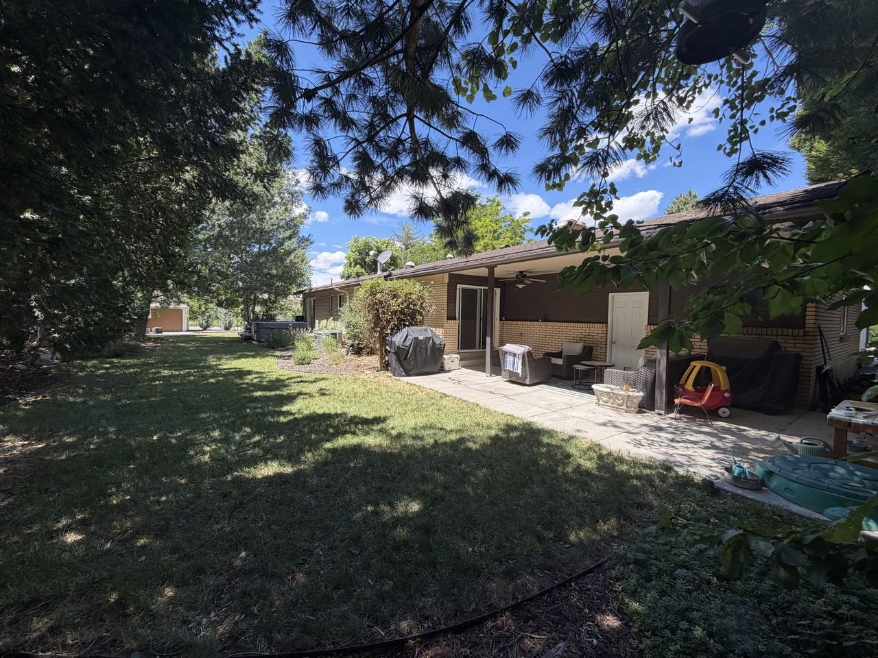2480 Eastbourne Dr #1 - Photo 2 of 30