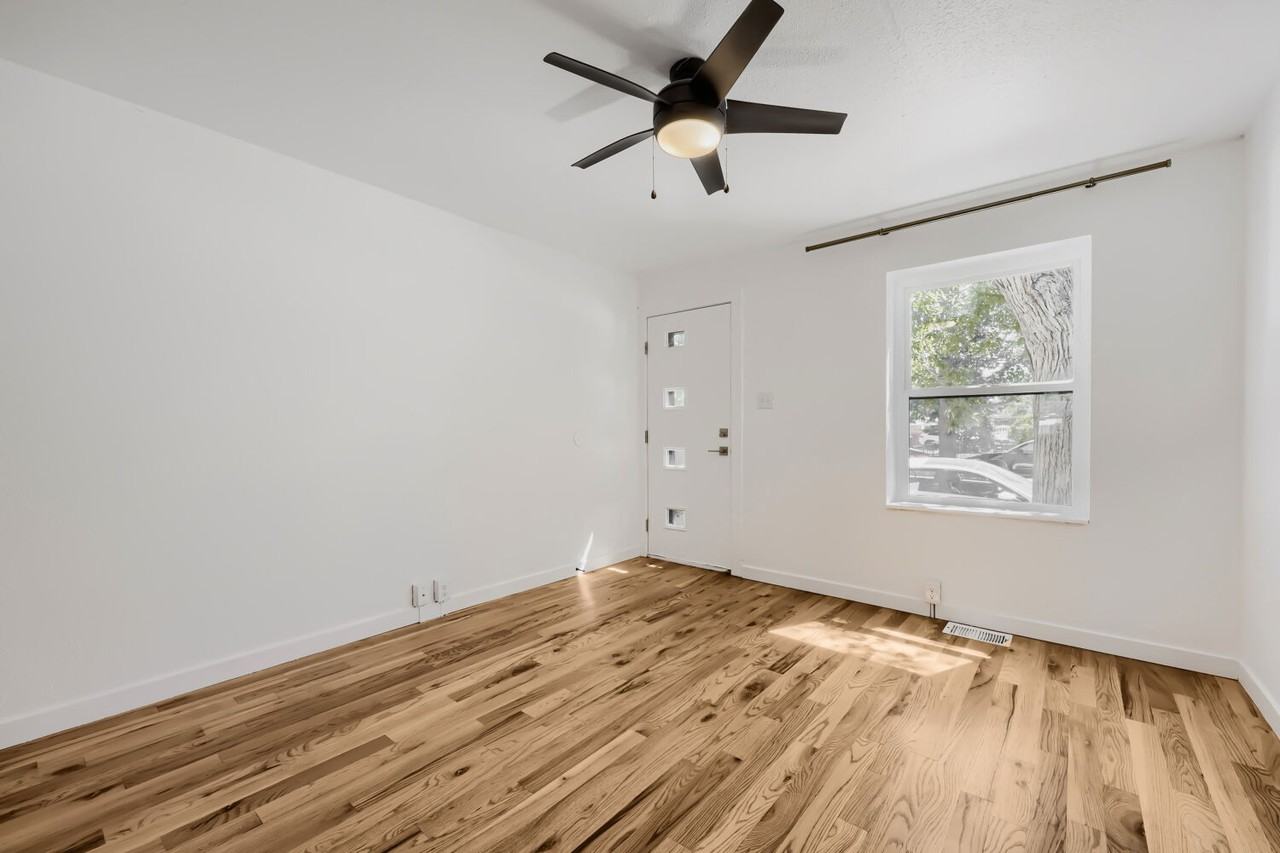 3549 N Williams St #1 - Photo 4 of 18
