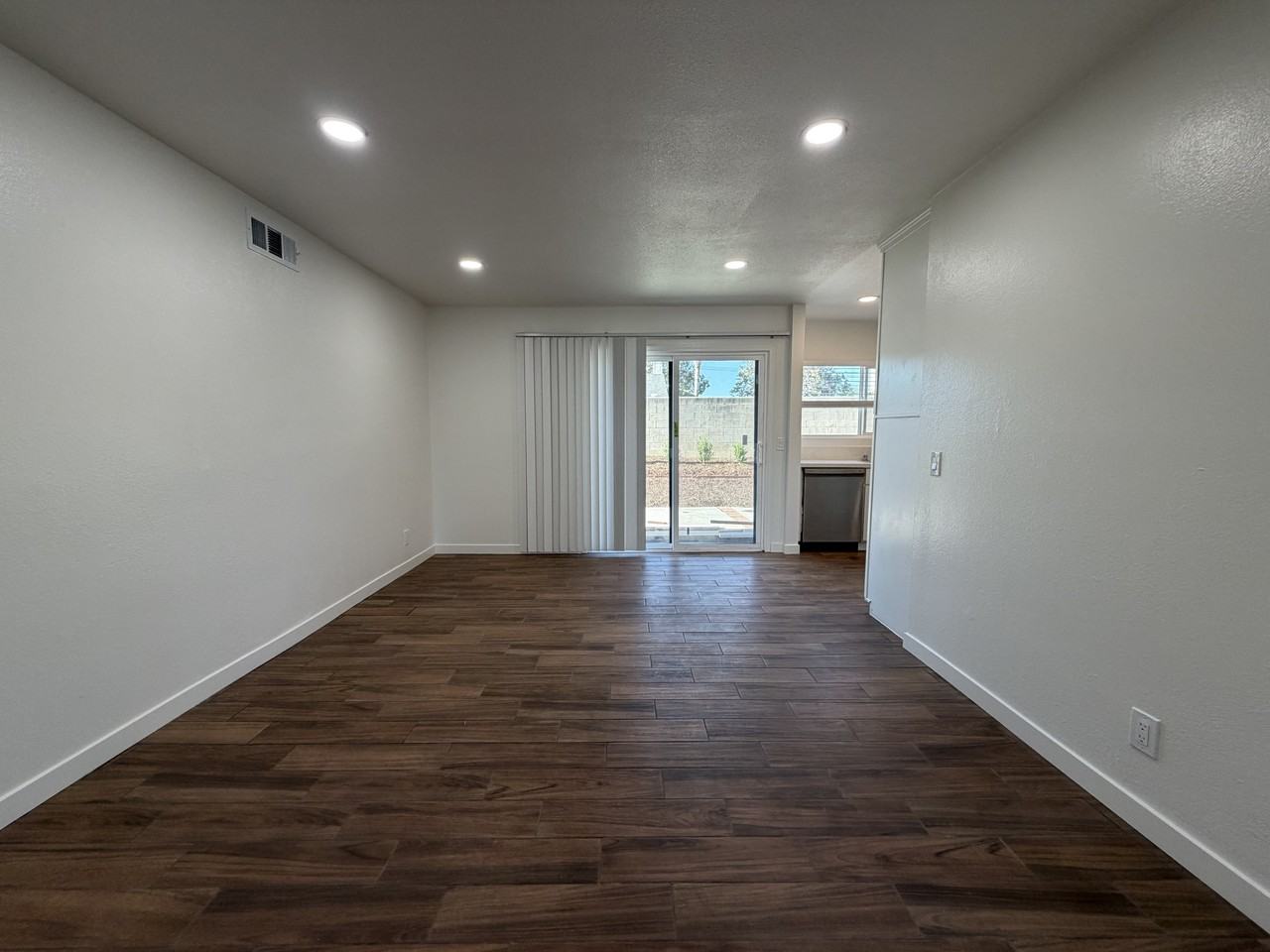 1312 E Cottonwood St #1 - Photo 7 of 26