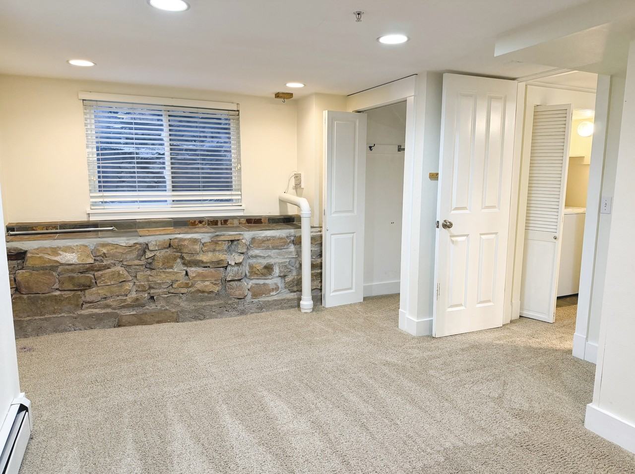 330 Pearl St #C - Photo 5 of 12