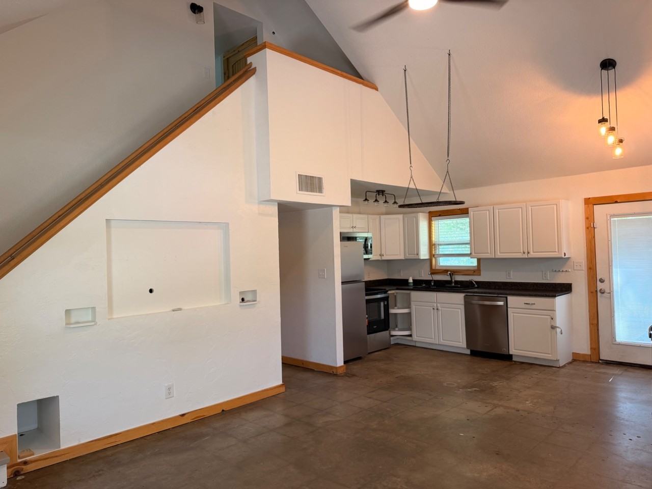 206 Timber Lane Loop - Photo 5 of 20