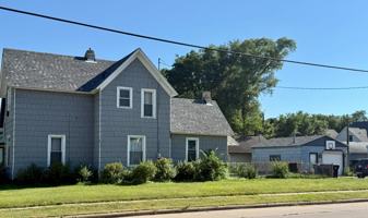 featured image of 1052 8th St