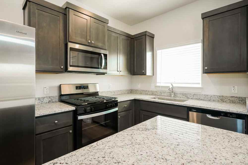 1536 Harvester Dr - Photo 7 of 16