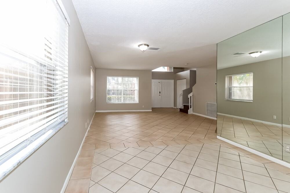 10141 Aqua Vista Way - Photo 6 of 17