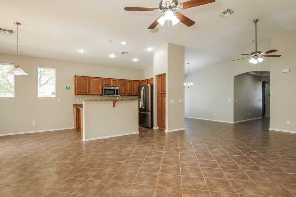 12137 W Dove Wing Way - Photo 6 of 16