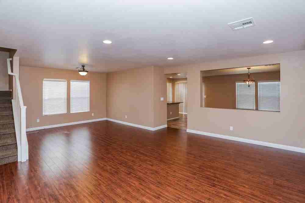 9434 Blooming Grove Ave - Photo 2 of 18