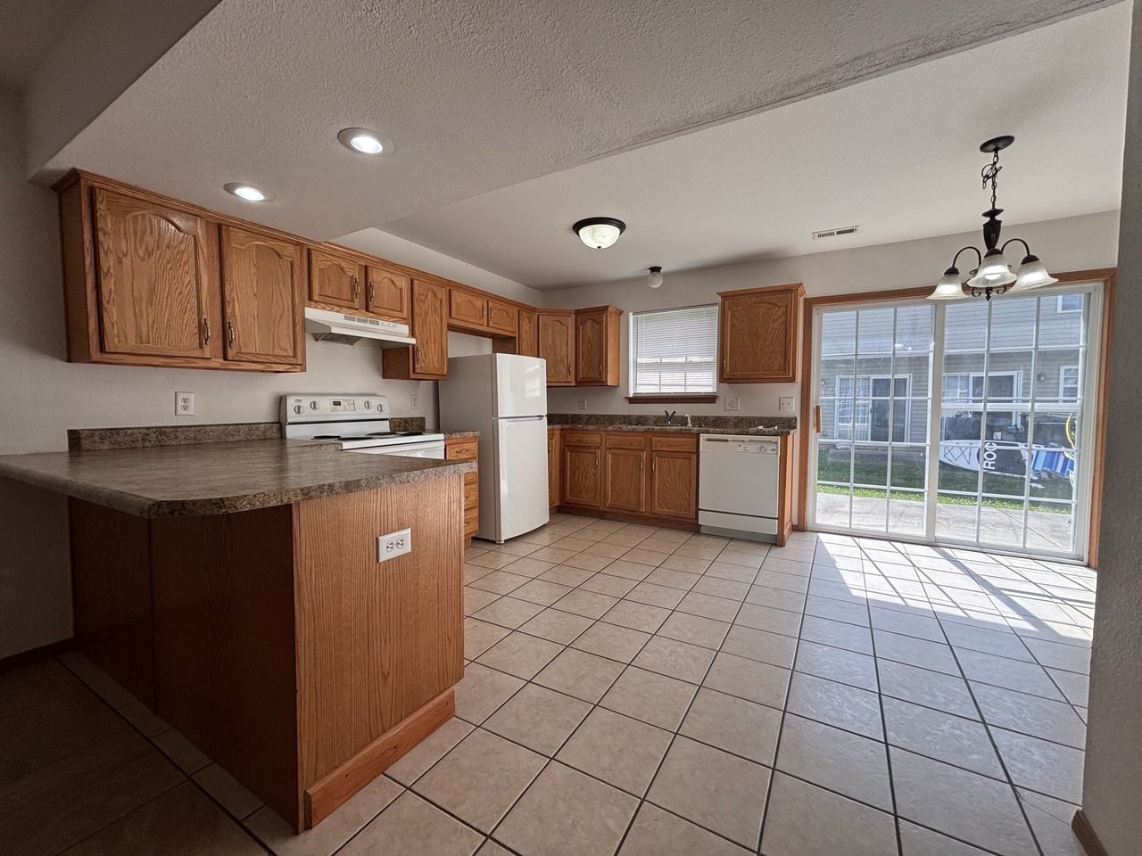 5575 N Green Ln #5575 - Photo 4 of 8