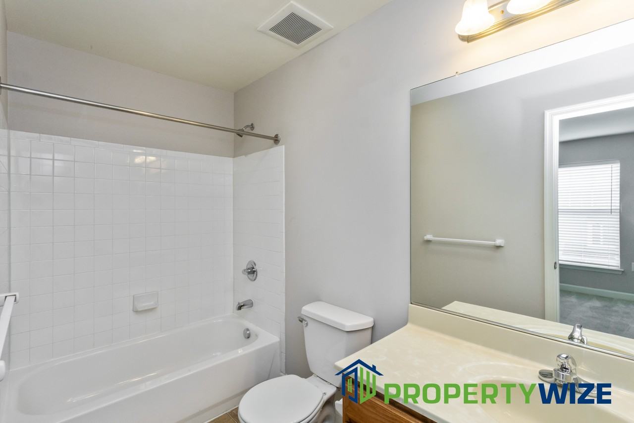 4128 Orchard Ridge Blvd #1 - Photo 4 of 32