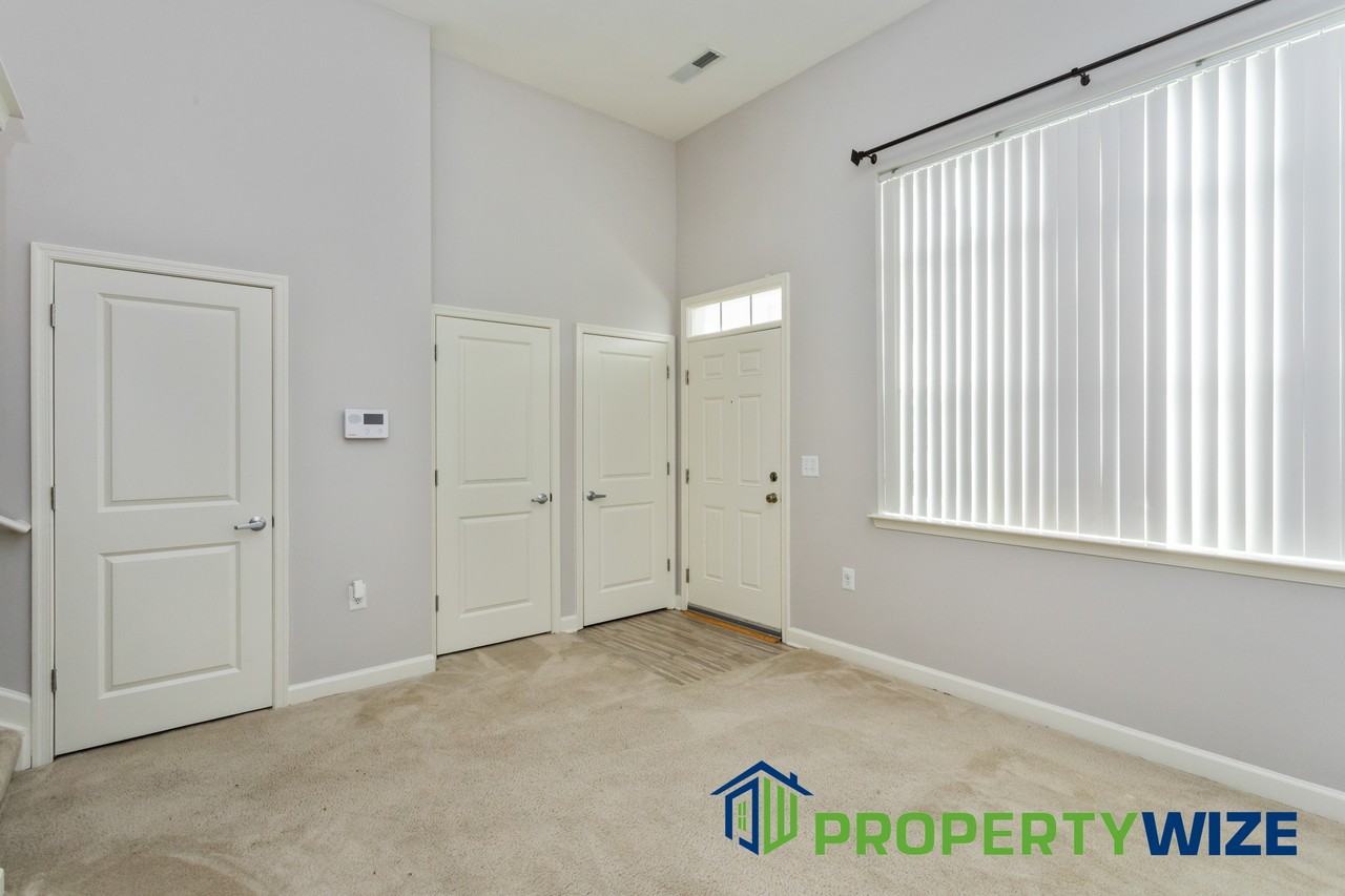 4128 Orchard Ridge Blvd #1 - Photo 6 of 32