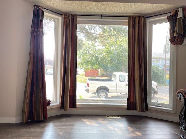 88 Macewan Park Way Nw Uppr - Photo 2 of 16