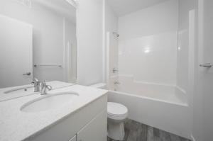 83 Eastfield Crt - Photo 6 of 12