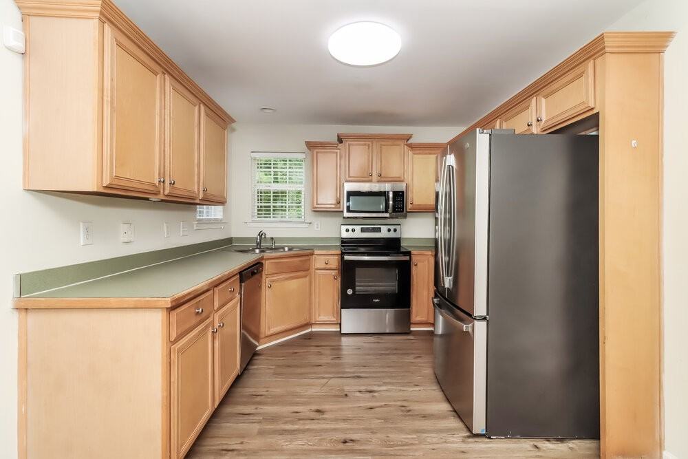212 Browning Cir - Photo 7 of 17